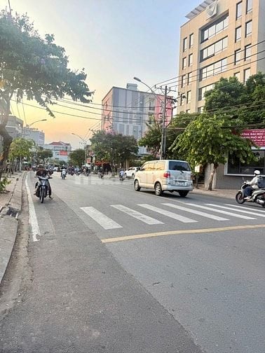 CHỦ NGỘP BANK – GIẢM MẠNH – NHÀ 2 MẶT TIỀN ĐƯỜNG KINH DOANH CỰC ĐỈNH 