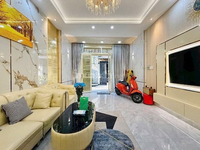 NHÀ ĐẸP- GIÁ TỐT Đ LAM SƠN, BÌNH THẠNH, GẦN TRƯỜNG ĐẠI HỌC VĂN LANG