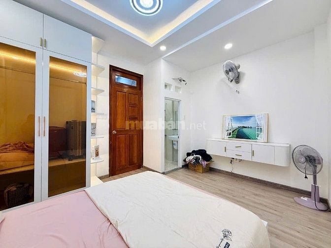 NHÀ ĐẸP- GIÁ TỐT Đ LAM SƠN, BÌNH THẠNH, GẦN TRƯỜNG ĐẠI HỌC VĂN LANG