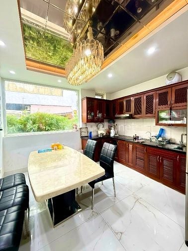 Nhà đẹp Khuất Duy Tiến 55m2*5T,MT:4.2m,gara oto,2thoáng,KD,18.3tỷ.