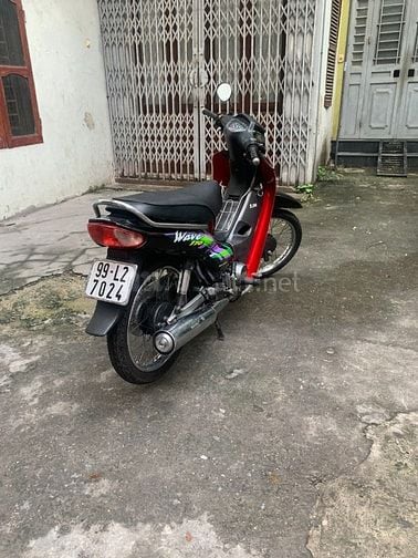 Cần bán xe Wave SYM 100cc màu đỏ đen, xe rất đẹp, máy êm ru