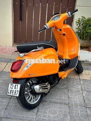 Vespa Sprint Iget ABS màu cam cực đẹp 🥰