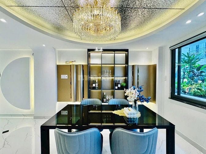 CHỦ NGỘP BÁN GẤP NHÀ NGÔ THỜI NHIỆM, QUẬN 3. Đang cho thuê 18tr/tháng