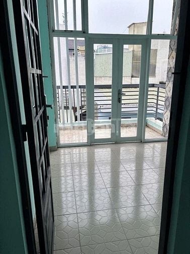 Cho thuê nhà MTNBộ 8m(XT) Trần Văn Hoàng, P.9, Q.Tân Bình giá 10tr