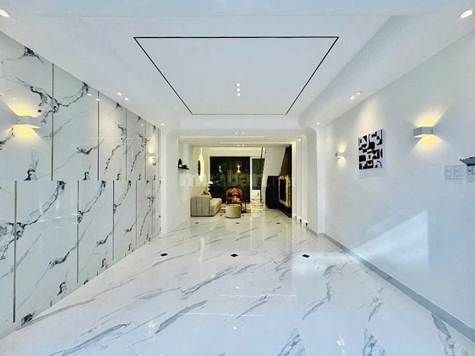 CHỦ NGỘP BÁN GẤP NHÀ NGÔ THỜI NHIỆM, QUẬN 3. Đang cho thuê 18tr/tháng