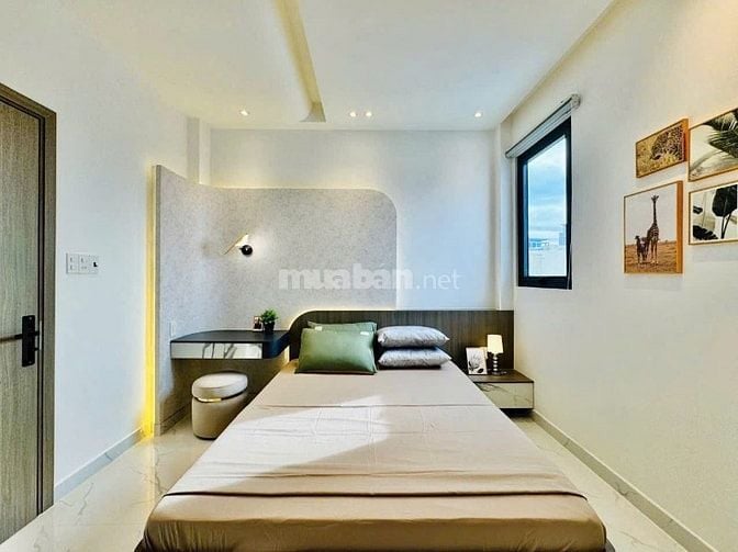 CHỦ NGỘP BÁN GẤP NHÀ NGÔ THỜI NHIỆM, QUẬN 3. Đang cho thuê 18tr/tháng