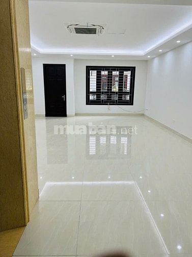 Cho thuê liền kế 90 Nguyễn Tuân:70m2, 6 tầng, thông sàn,thang máy 45tr