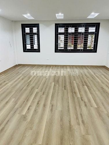 Cho thuê liền kế 90 Nguyễn Tuân:70m2, 6 tầng, thông sàn,thang máy 45tr