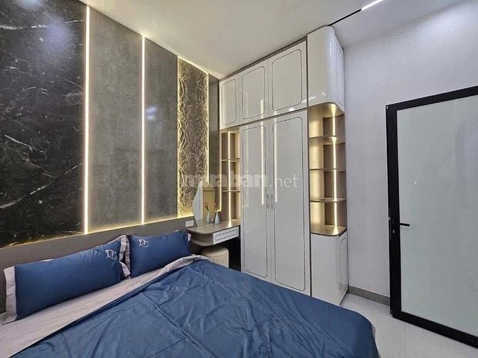 NHÀ HẺM XE HƠI Đ.HUỲNH TỊNH CỦA, QUẬN 3 Chủ NGỘP MONG RA HÀNG SỚM 