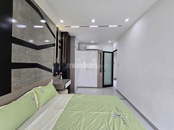 NHÀ HẺM XE HƠI Đ.HUỲNH TỊNH CỦA, QUẬN 3 Chủ NGỘP MONG RA HÀNG SỚM 