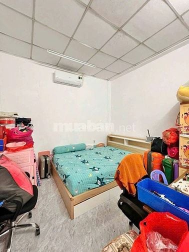 Nhà HXH Huỳnh Văn Bánh, P13, PN. DT 3.5x14m, 4 tầng