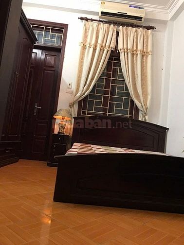 Bán nhà 5 tầng + tum phố Văn Cao, Ba Đình, Hà Nội