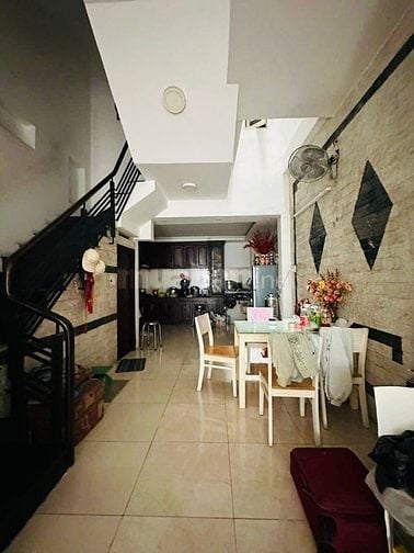 Bán nhà đẹp 3 lầu HXH (4,05x16,5) 102/109 Lê Văn Thọ p11 Gò Vấp 
