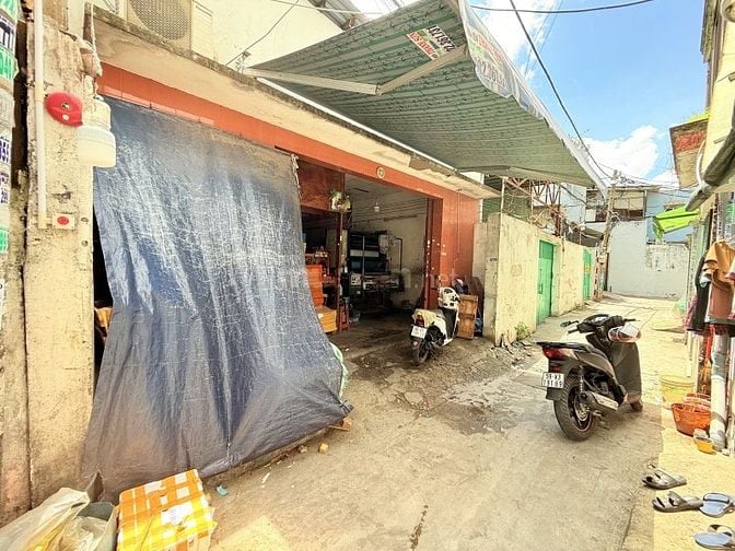 Nhà Ngang 7M, Ngay Âu Cơ, Giáp Tân Bình, Hẻm Xe Hơi, 110M2,Chỉ Hơn 8 T