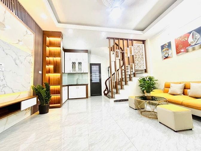 NHÀ MỚI KÍNH KOONG - GẦN Ô TÔ - FULL NỘI THẤT -  30M 5 TẦNG GIÁ 6,8 TỶ