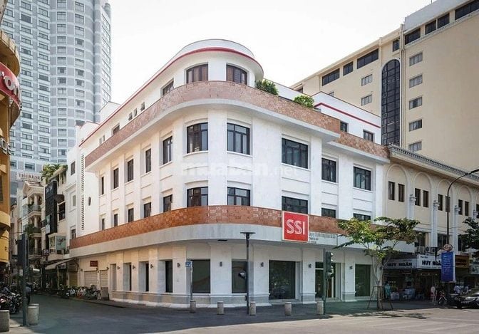 [Vị trí duy nhất] Tài sản 2 mặt tiền Nguyễn Huệ và Nguyễn Thiệp, Q.1