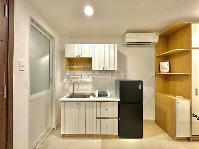 Phòng căn hộ siêu đẹp 1 phòng ngủ, PK đủ nội thất ngay Cầu Tân Định Q1