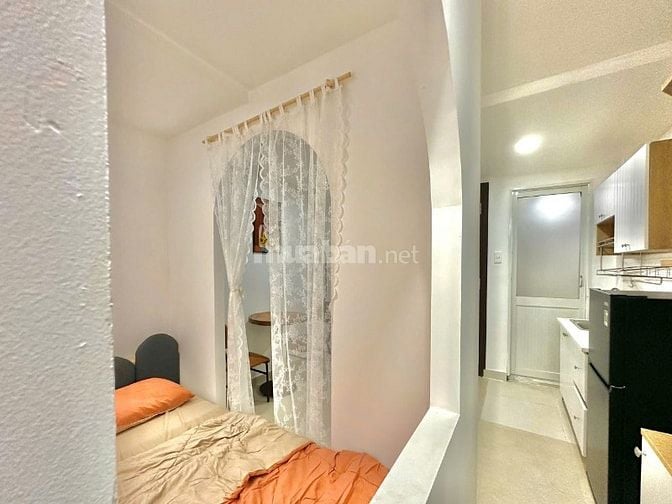 Phòng căn hộ siêu đẹp 1 phòng ngủ, PK đủ nội thất ngay Cầu Tân Định Q1