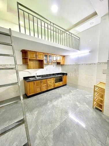 Bán Toà nhà Căn hộ dv . 30p , thang máy . P15 Tân bình
