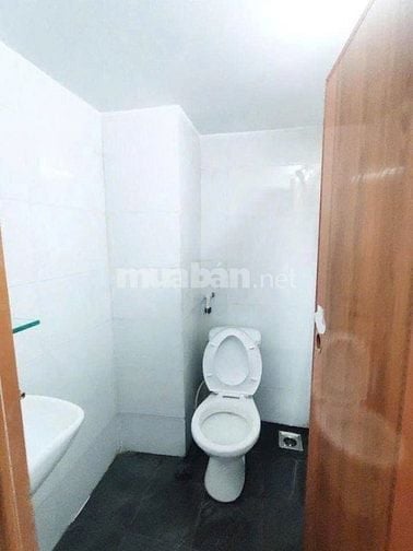 Bán Toà nhà Căn hộ dv . 30p , thang máy . P15 Tân bình