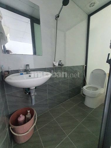 2 TỶ 360 TRIỆU . BÁN NHÀ ĐẸP Ở NGAY TẠI KIM NGƯU ,
