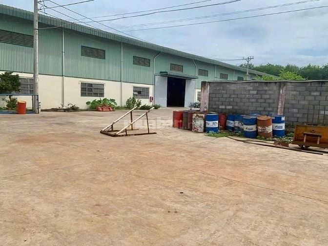  Cho thuê nhà xưởng 4.500m2,KCN Tân Tạo PCCC tự động,vào sản xuất ngay
