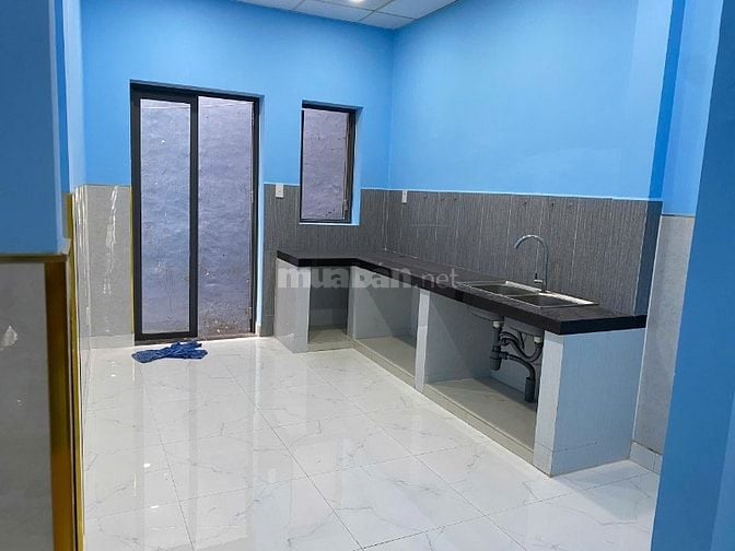 Cho thuê nhà đường Tô HIến Thành quận 10 giá 20tr/tháng