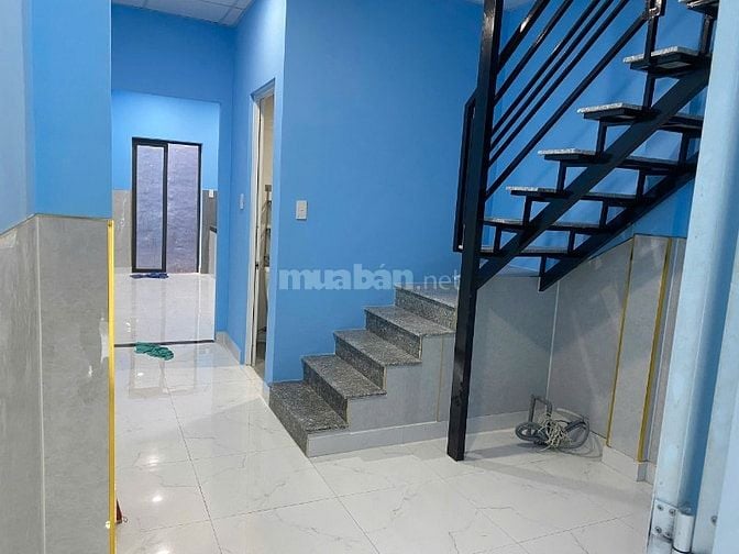 Cho thuê nhà đường Tô HIến Thành quận 10 giá 20tr/tháng