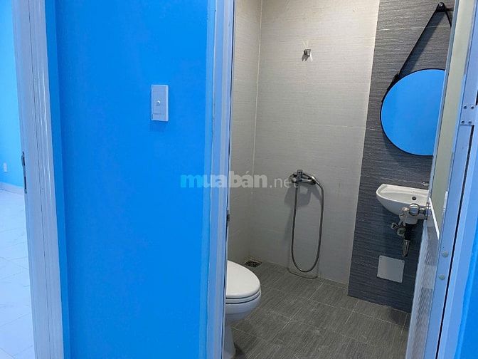 Cho thuê nhà đường Tô HIến Thành quận 10 giá 20tr/tháng