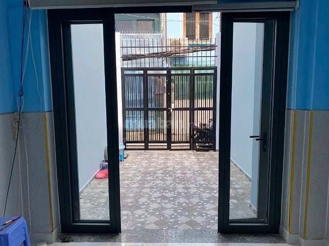 Cho thuê nhà đường Tô HIến Thành quận 10 giá 20tr/tháng