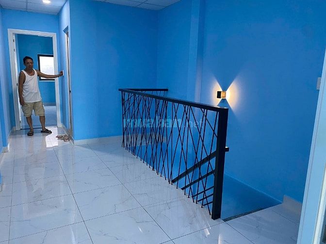 Cho thuê nhà đường Tô HIến Thành quận 10 giá 20tr/tháng