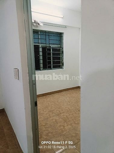 Cho thuê căn hộ chung cư cao cấp mặt đường Lê Văn Lương