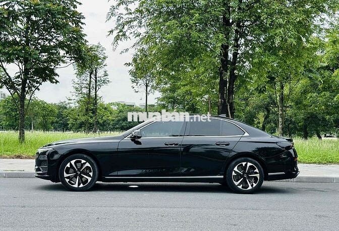 VinFast Lux A2.0 Plus Đen 2022 - 28000 km