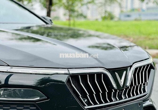 VinFast Lux A2.0 Plus Đen 2022 - 28000 km