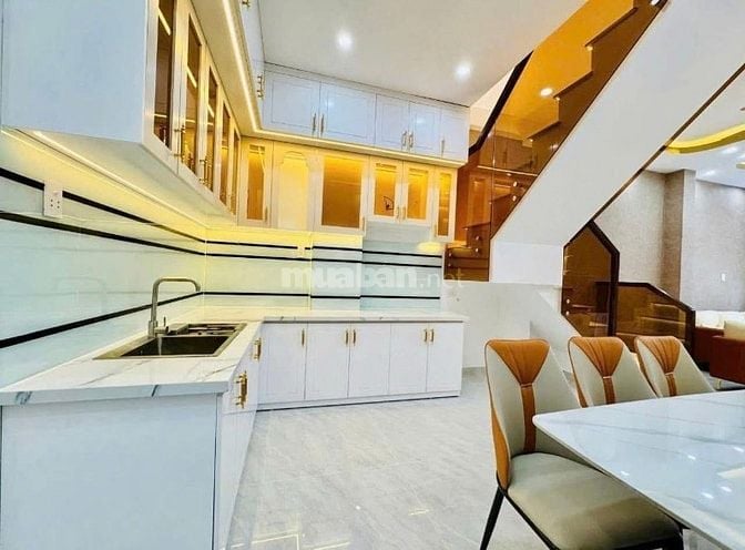 Bán nhà đẹp-Hẻm 6m đường Thành Thái, Quận 10-Giá 1tỷ890 (60m2)