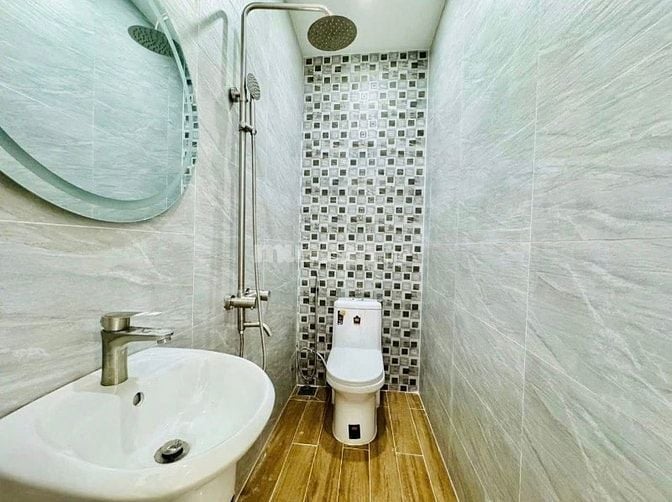 Bán nhà đẹp-Hẻm 6m đường Thành Thái, Quận 10-Giá 1tỷ890 (60m2)