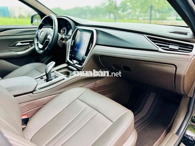 VinFast Lux A2.0 Plus Đen 2022 - 28000 km