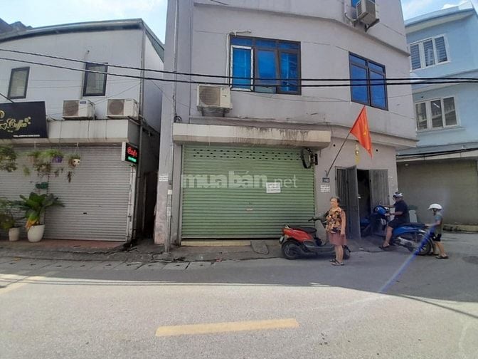 Cần cho thuê cửa hàng mặt phố Chùa Quỳnh, số nhà 161, gần ngã ba
