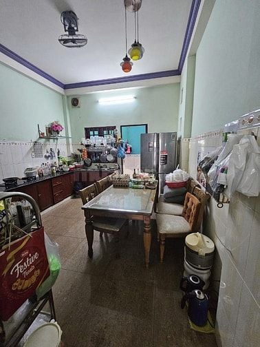 Nhà đường 10m khu VIP 271 Trịnh Đình Trọng  , 4x16m , 3 tầng , 10.5 tỷ