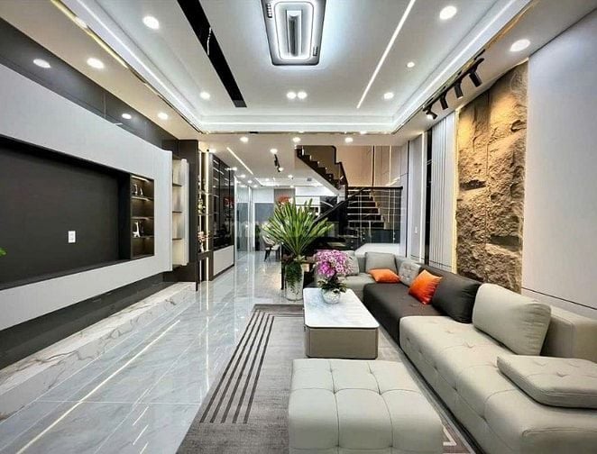 Nhà 4,5x30m Xây 1Trệt 2Lầu 3 Phòng Ngủ 4wc,Sổ Hồng Riêng,Đường Xe Hơi