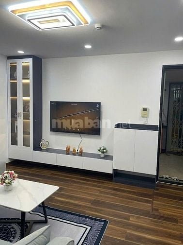 Chung cư 8x plus Trường Chinh,Q12: 80m2, 3p ngủ,NT, 9,5tr/th   