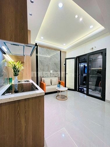 Bán nhà phố Bạch Mai, full nội thất, sổ riêng, 3 PN, chỉ 3,8 tỷ