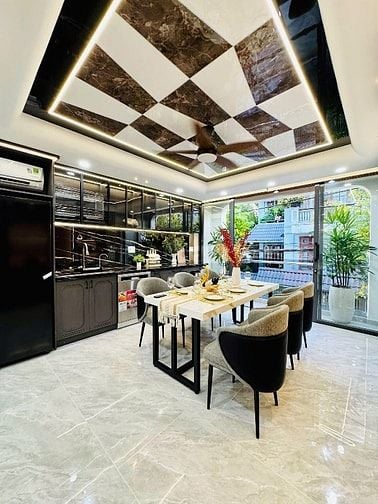 Nhà có thang máy 3tầng, dt68m2 nhà siêu đẹp giá 5ty4 sổ hồng riêng   