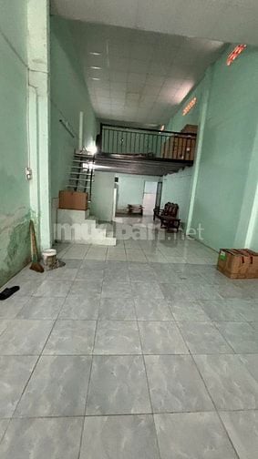 Nhà trống 100m2, 1 phòng ngủ, đường Bình Long Q.Tân Phú