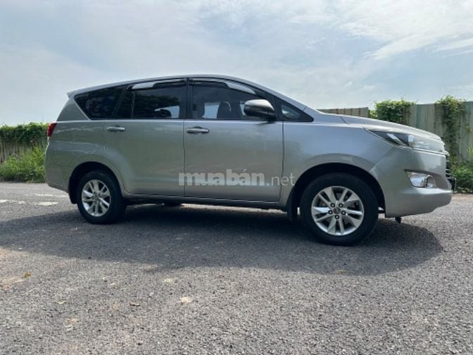 Cần bán inova 2.0 2018 xe đẹp không lỗi