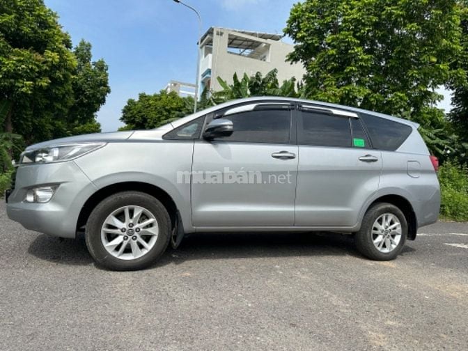 Cần bán inova 2.0 2018 xe đẹp không lỗi