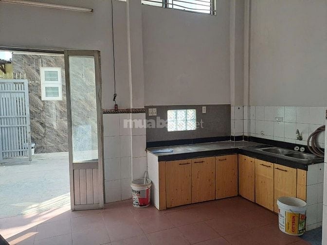 Cho thuê nhà 208/ Bà Hom 6,5 triệu 