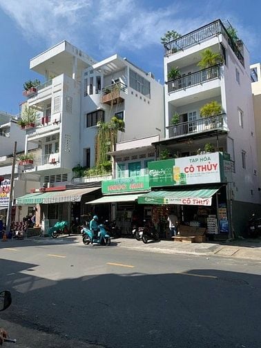 BÁN NHÀ 2 MẶT TIỀN ĐƯỜNG TRẦN KHẮC CHÂN, QUẬN 1