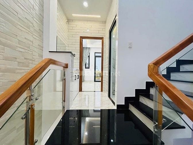 Cần tiền bán gấp nhà Trương Văn Hải,Tăng Nhơn PhúB, Q9. Giá chỉ 2,3tỷ.