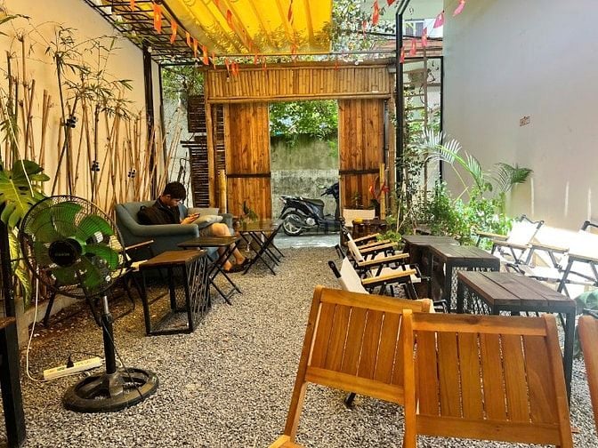Sang quán cà phê mặt tiền Dương Đình Hội giá rẻ chỉ 70tr